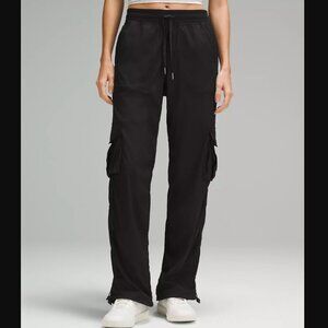 Lululemon Dance Studio Relaxed-Fit Mid-Rise Cargo Pant | XXS | Black